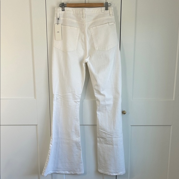 7 For All Mankind Megaflare White Jeans | 31 - Picture 5 of 10